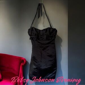 Betsy Johnson Evening EUC  Lined Silk Black Cocktail Dress- Size 4